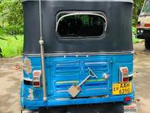 https://riyasewana.com/uploads/bajaj-re-205-2013-2913253512793.jpg