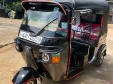 Bajaj RE 205 2013 Three Wheel