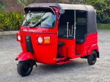Bajaj RE 205 2013 Three Wheel