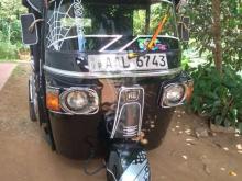 Bajaj RE 205 2013 Three Wheel