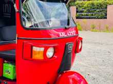 Bajaj RE 205 2013 Three Wheel