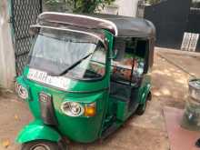 Bajaj RE 205 2013 Three Wheel