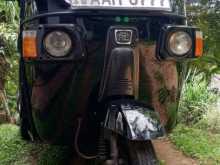 Bajaj RE 205 2013 Three Wheel
