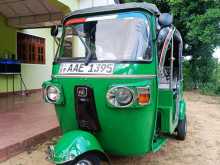 Bajaj RE 205 2012 Three Wheel