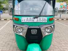 Bajaj RE 205 2014 Three Wheel