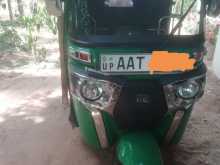 Bajaj RE 205 2014 Three Wheel