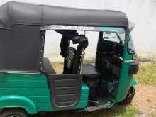 Bajaj RE 205 2014 Three Wheel