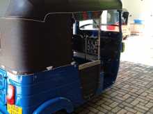 Bajaj RE 205 2014 Three Wheel