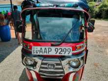 Bajaj RE 205 2014 Three Wheel