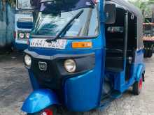 Bajaj RE 205 2014 Three Wheel