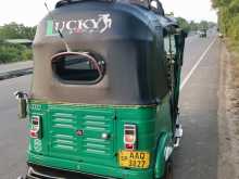 https://riyasewana.com/uploads/bajaj-re-205-2014-812211512292.jpg