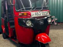 Bajaj RE 205 2015 Three Wheel