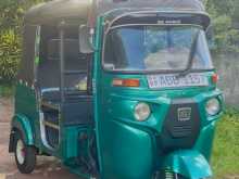 https://riyasewana.com/uploads/bajaj-re-205-2015-1212251612642.jpg