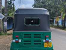 Bajaj RE 205 2015 Three Wheel
