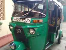 Bajaj RE 205 2015 Three Wheel