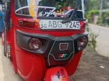 Bajaj RE 205 2015 Three Wheel