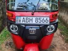Bajaj RE 205 2015 Three Wheel