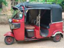 Bajaj RE 205 2015 Three Wheel
