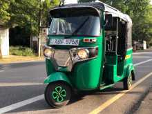 Bajaj RE 205 2015 Three Wheel