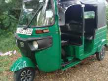 Bajaj RE 205 2015 Three Wheel