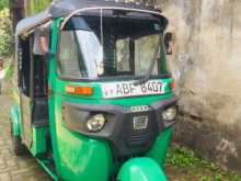 Bajaj RE 205 2015 Three Wheel