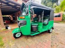 Bajaj RE 205 2015 Three Wheel