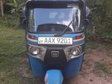 Bajaj RE 205 2015 Three Wheel