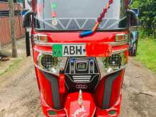 Bajaj RE 205 2015 Three Wheel