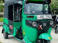 Bajaj RE 205 2015 Three Wheel