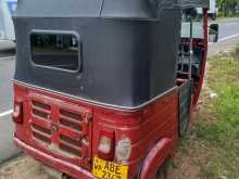 https://riyasewana.com/uploads/bajaj-re-205-2015-2415473712632.jpg