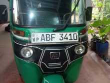 Bajaj RE 205 2015 Three Wheel