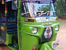 Bajaj RE 205 2015 Three Wheel