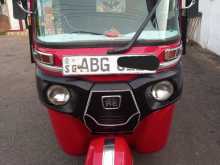 Bajaj RE 205 2015 Three Wheel