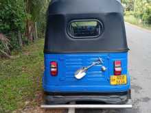 Bajaj RE 205 2015 Three Wheel