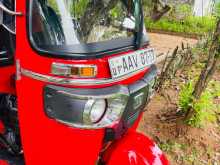 Bajaj RE 205 2015 Three Wheel