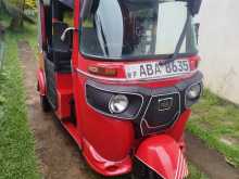 Bajaj RE 205 2015 Three Wheel