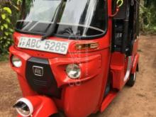 Bajaj RE 205 2015 Three Wheel