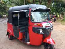 Bajaj RE 205 2015 Three Wheel