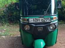 Bajaj RE 205 2015 Three Wheel