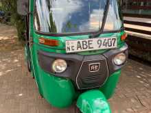 Bajaj RE 205 2015 Three Wheel