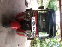 Bajaj RE 205 2015 Three Wheel