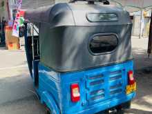 https://riyasewana.com/uploads/bajaj-re-205-2015-714301612194.jpg