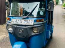Bajaj RE 205 2014 Three Wheel