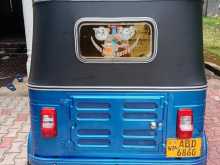 https://riyasewana.com/uploads/bajaj-re-205-2015-913313412732.jpg