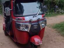 Bajaj RE 205 2016 Three Wheel