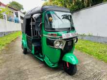 Bajaj RE 205 2016 Three Wheel