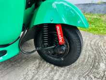 https://riyasewana.com/uploads/bajaj-re-205-2016-1814191112833.jpg