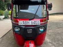 Bajaj RE 205 2016 Three Wheel