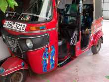 Bajaj RE 205 2016 Three Wheel