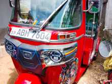 Bajaj RE 205 2016 Three Wheel